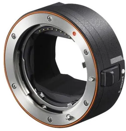 Sony 35MM FF COMPATIBLE A MOUNT LENS